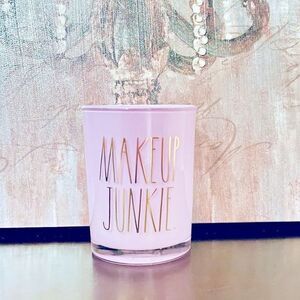 Rae Dunn “Makeup JUNKIE” Makeup Holder in Purple.  Rare HTF